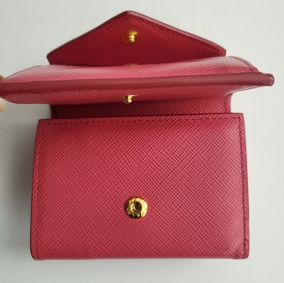 Prada Pink Vitello Leather Trifold Compact Wallet - Picture 2 of 8